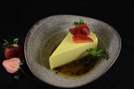 Чизкейк Манго-Маракуйя