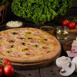 Ветчина и грибы большая