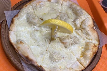 Ламаджо с сыром