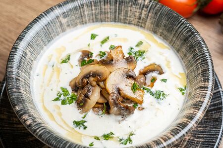 Бархатный суп с грибами