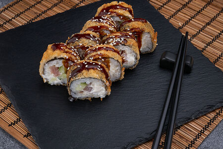 Ролл с тунцом в темпуре