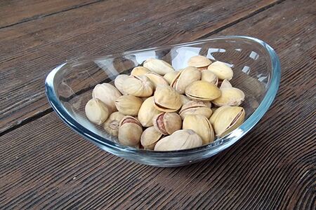 Фисташки соленые