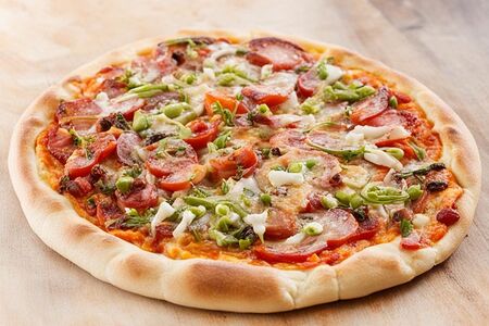 Пицца Весенняя средняя