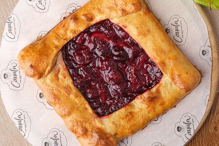 Пирог с вишней