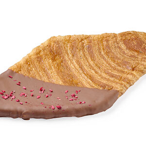 Круассан плоский с молочным шоколадом