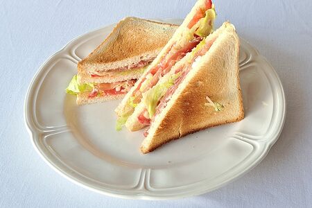 Сэндвич с пармой