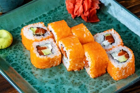 Калифорния с лососем