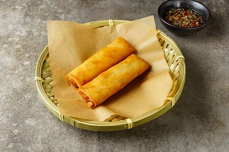 Нэмы Том га