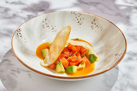 Тартар с лососем