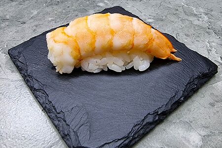 Суши с креветкой