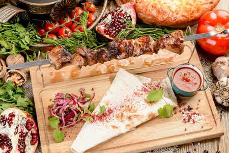 Шашлык из cвинoй шеи