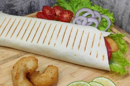 Ролл с креветкой темпура