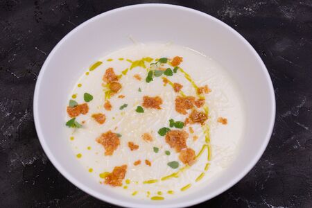 Крем-суп из цветной капусты