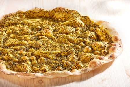 Фокаччино песто э альо