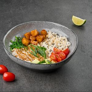 Поке с хрустящими баклажанами