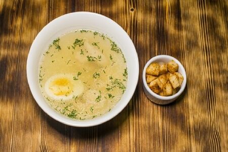 Куриный суп с лапшой