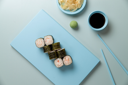 Хосомаки с креветкой