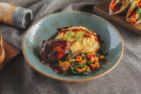 Утиная ножка конфи