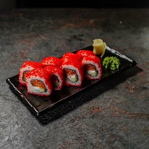Ролл с лососем
