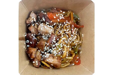 Лапша яичная со свининой