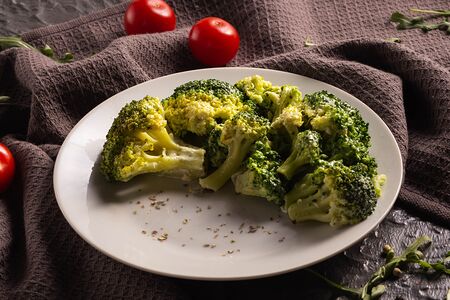 Брокколи в сливках