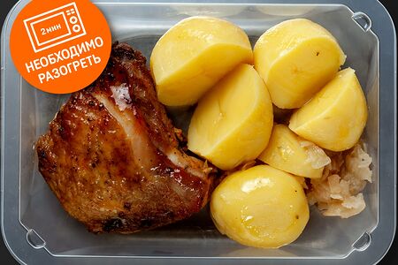 Цыпленок жареный с отварным картофелем