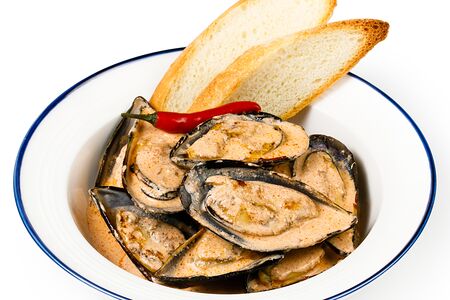 Мидии в соусе Том ям