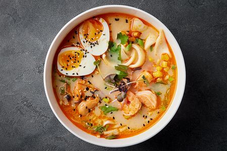 Рамен с морепродуктами