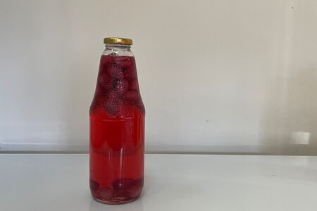 Компот домашний кизиловый