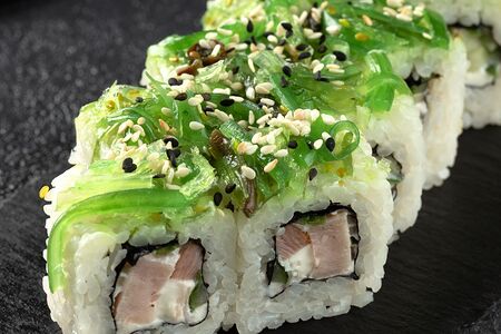 Ролл Кабуши