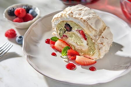 Меренговый рулет