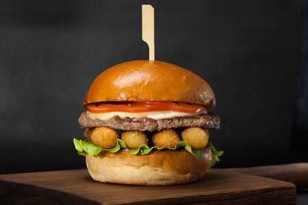 Моцарелла бургер