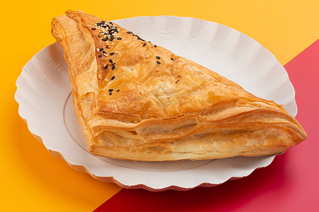 Самса с курицей и грибами