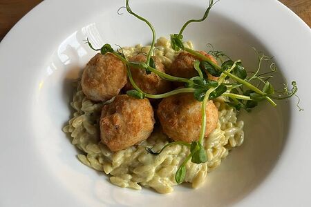 Фрикадельки из щуки с пастой орзо
