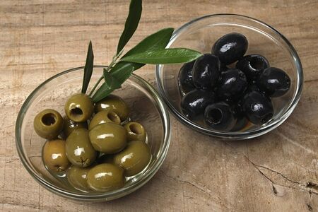Маслины и Оливки
