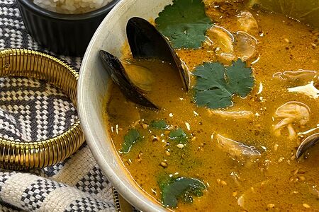 Том ям с курицей