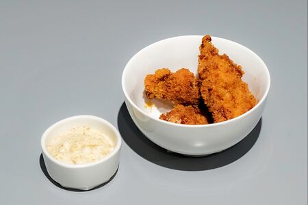 Чикен-фри с медово-горчичным соусом