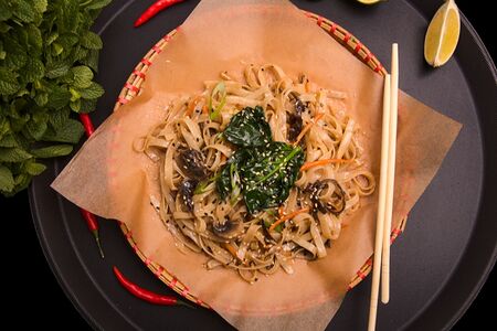 Ми Хао с овощами