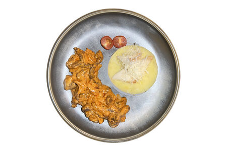 Бефстроганов с говядиной