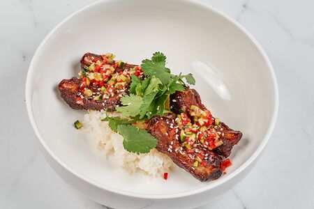 Ребра с рисом