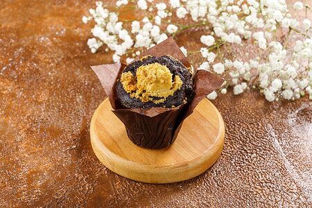 Маффин классический с черникой