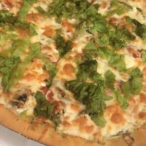 Пицца ветчина с сыром 