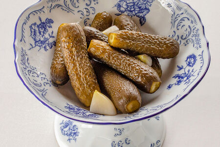 Огурцы соленые