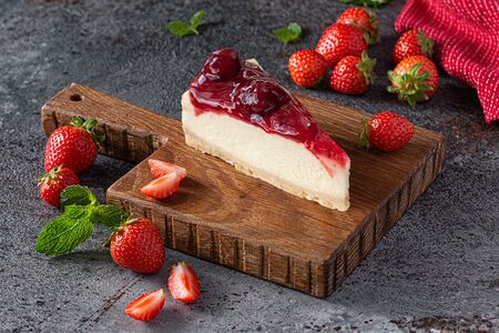 Чизкейк клубничный