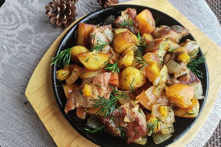 Жаркое из свинины