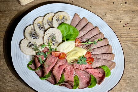 Мясное ассорти