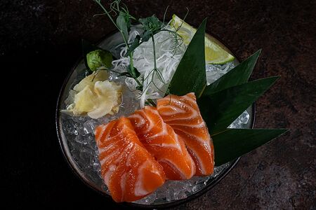 Сашими лосось