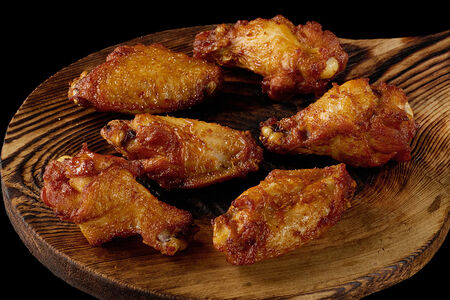 Острые куриные крылышки 12 шт