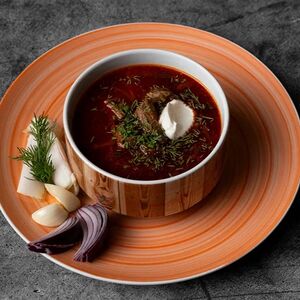 Борщ фирменный