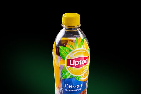 Холодный чай Lipton Лимон